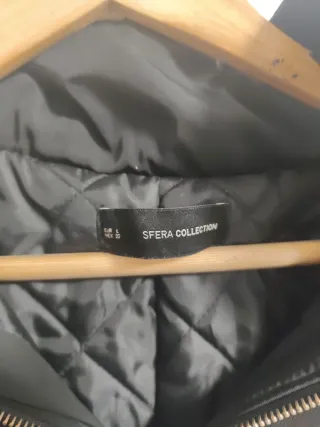 Chaqueta Sfera Talla L con Capucha y Pelo