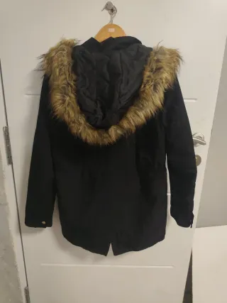 Chaqueta Sfera Talla L con Capucha y Pelo