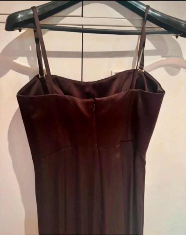 Vestido marrón midi fiesta