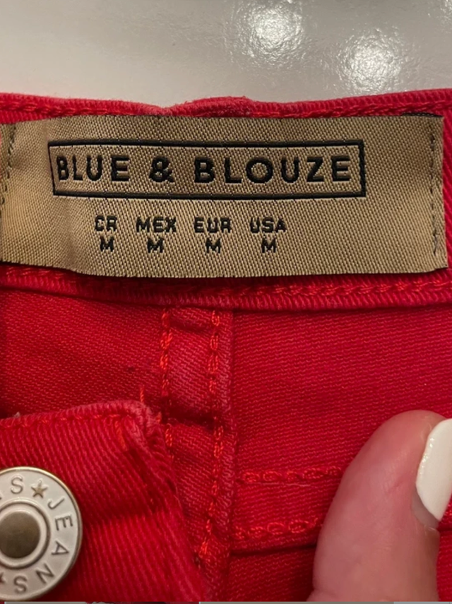 Shorts Rojos Desgastados BLUE & LOUZE