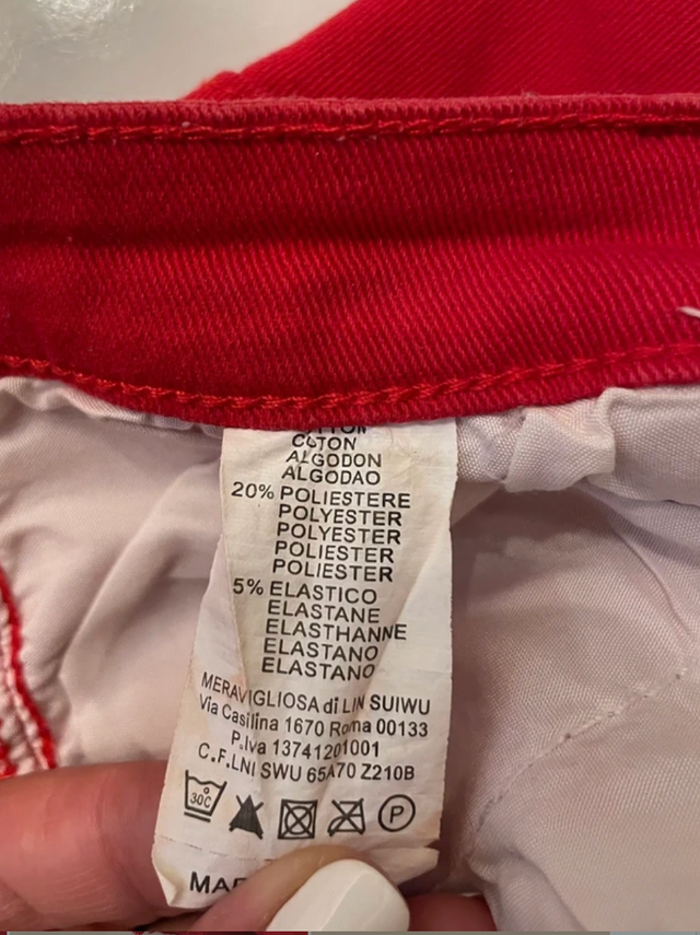 Shorts Rojos Desgastados BLUE & LOUZE