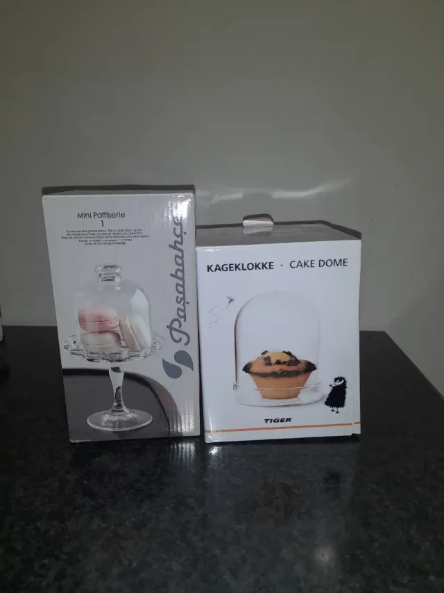 2 Alzatine Vetro con Scatole