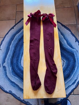 Parigine bordeaux con fiocco in seta