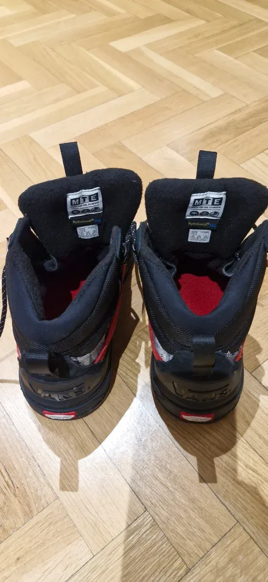 Botas de nieve Vans Talla 43