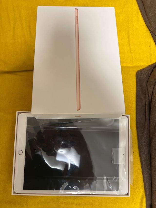 iPad 7ª Gen Wi-Fi 32GB Oro