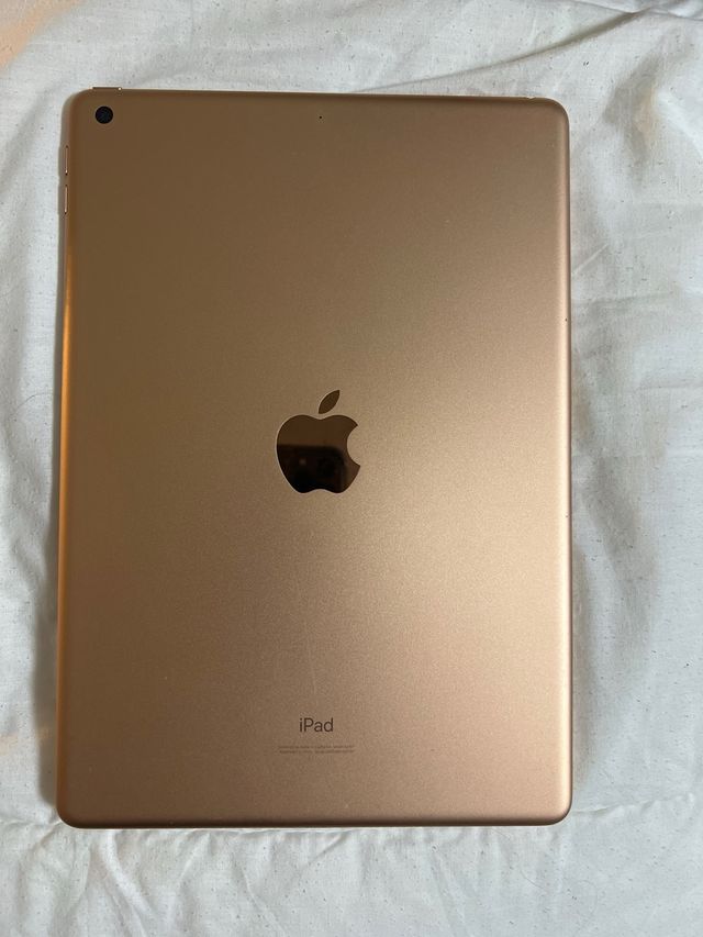 iPad 7ª Gen Wi-Fi 32GB Oro