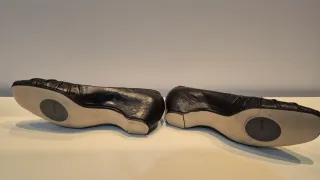 Zapatos tacón cuña Biviel negros