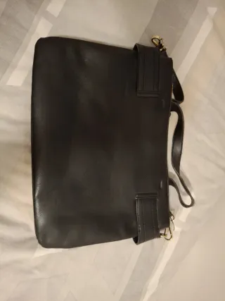 Bolso Love Moschino Negro y Dorado