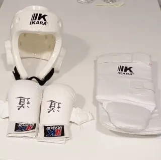 Equipo protección karate para niños