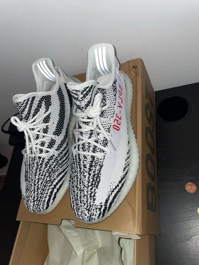 Adidas Yeezy 350 V2 Zebra