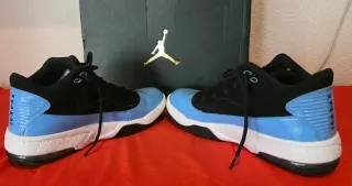 Zapatillas Jordan Talla 41 Nuevas sin etiqueta