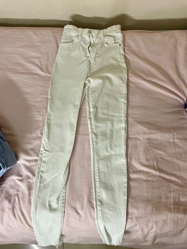 Pantalón vaquero skinny blanco