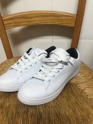Zapatillas blancas