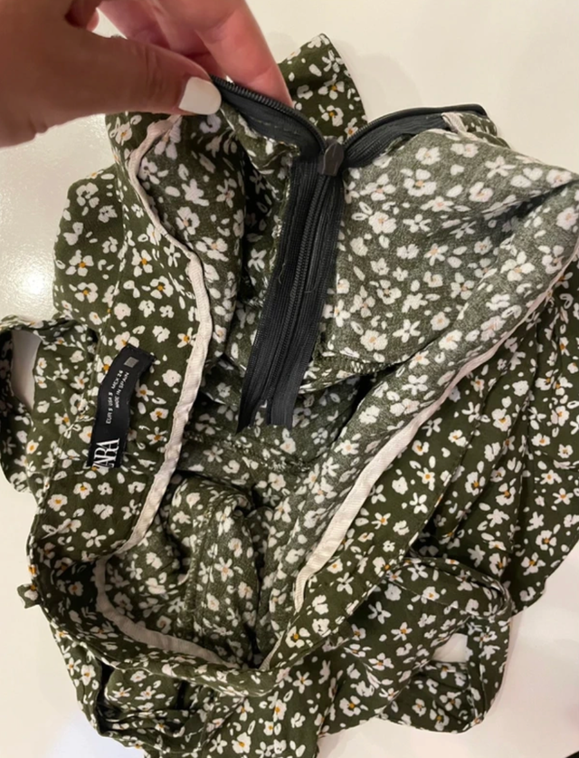 Falda Zara floral verde