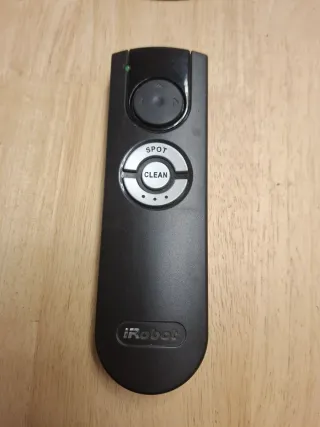 2 Bases Carga + 2 Mandos iRobot + Muro Virtual