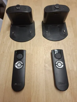 2 Bases Carga + 2 Mandos iRobot + Muro Virtual