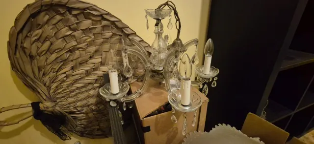 Lámpara de araña de cristal antigua