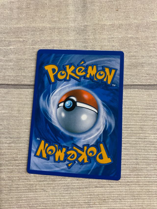 Carta Pokémon Pikachu VMAX 720 PS