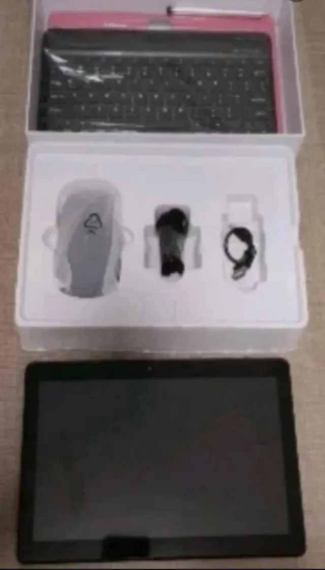 Tablet con pantalla azul