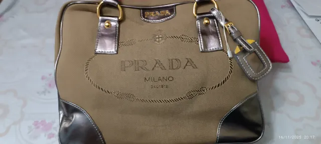 Bolsa Prada Bowling Bag Beige y Dorada