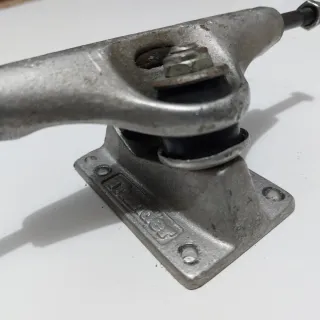 Ejes Skate Vintage Thunder T4