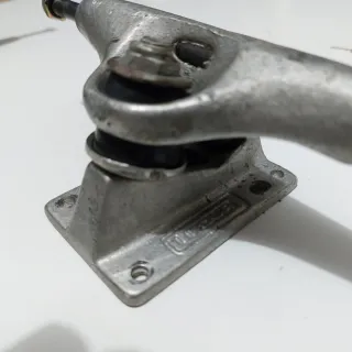 Ejes Skate Vintage Thunder T4