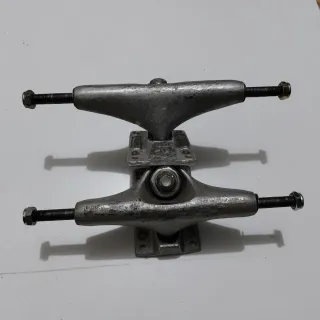 Ejes Skate Vintage Thunder T4