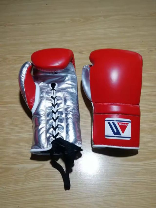Guantes Boxeo Winning Rojos y Plateados