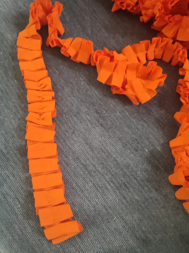 Mercería: Cinta plisada naranja