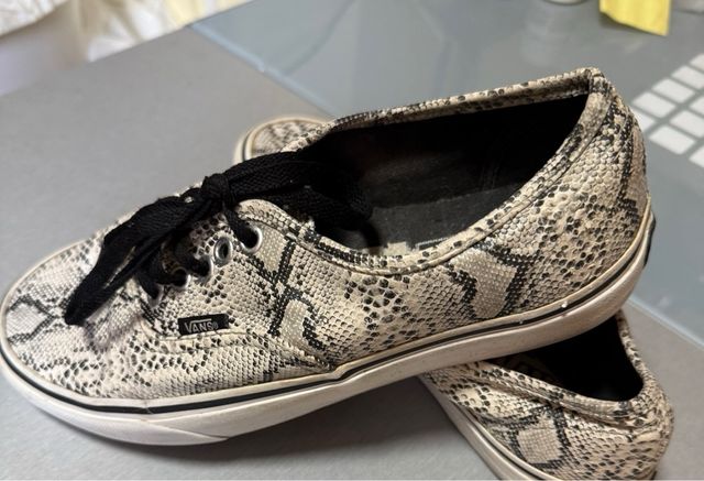 Zapatillas Vans estampado serpiente para mujer