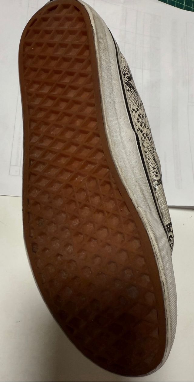 Zapatillas Vans estampado serpiente para mujer