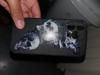 Funda iPhone 14 Pro Max Calaveras