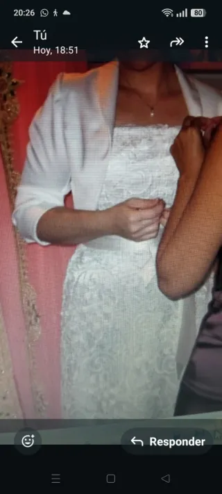 Vestido de fiesta o novia blanco . Fotos ordenador