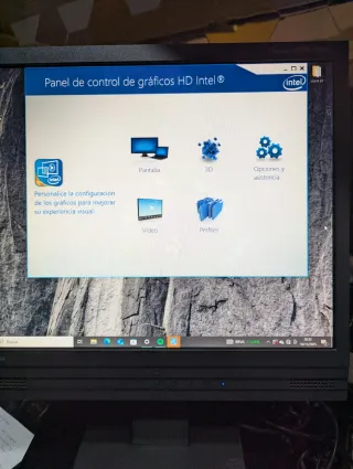 PC Dell Escritorio con Monitor. Excelente regalo.