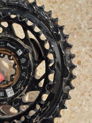 Platos SRAM Red AXS 48/35 con potenciómetro