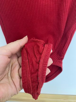 Body rojo apenas usado