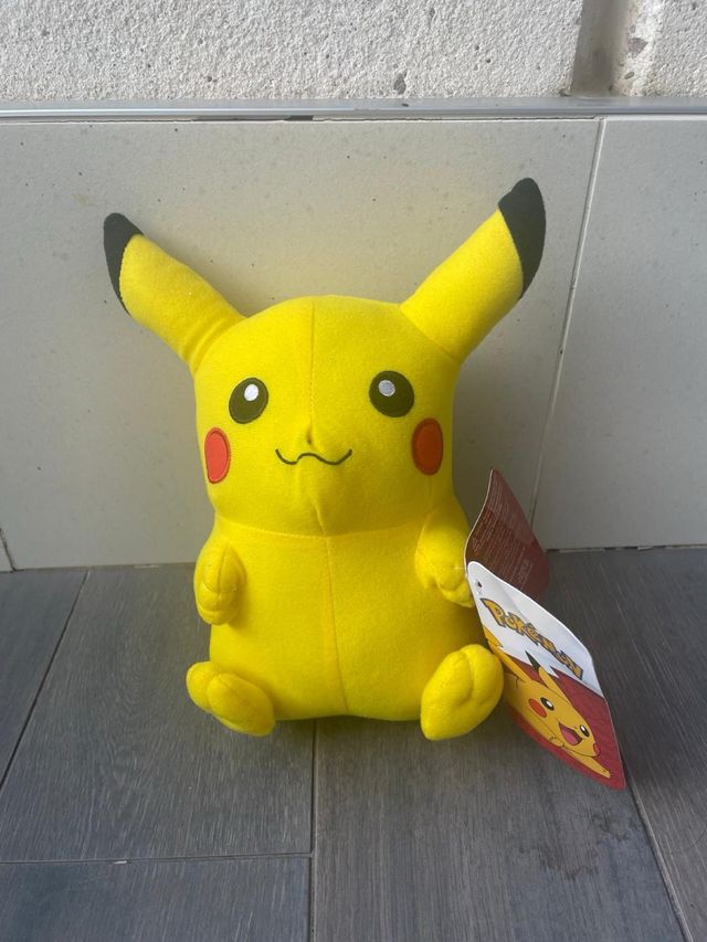 Peluche Pikachu Pokémon Original