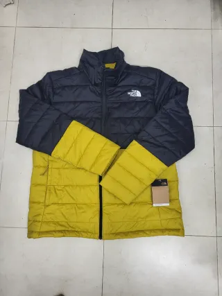 The North Face Chaquetón Negro y Amarillo