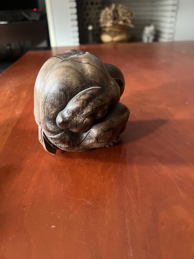 Figura Tailandesa Hombre Encorvado Madera