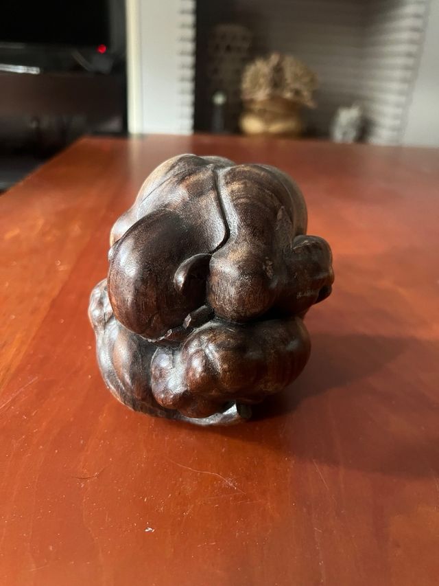 Figura Tailandesa Hombre Encorvado Madera