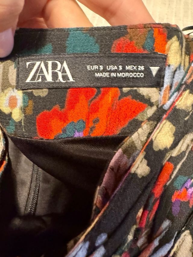 Minifalda estampada colores tendencia