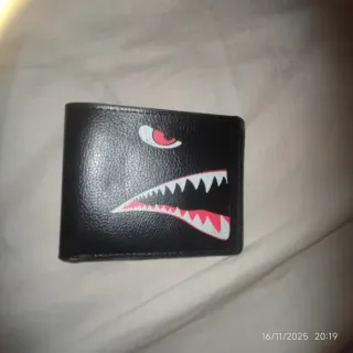 Cartera negra bape