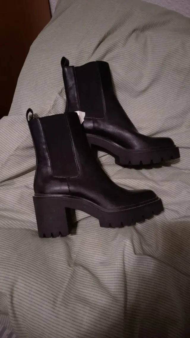 Botines Pull&Bear negros