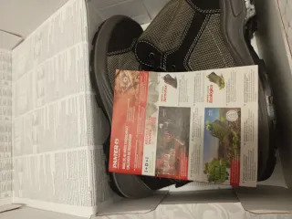 Zapatos de seguridad ESD negros y grises