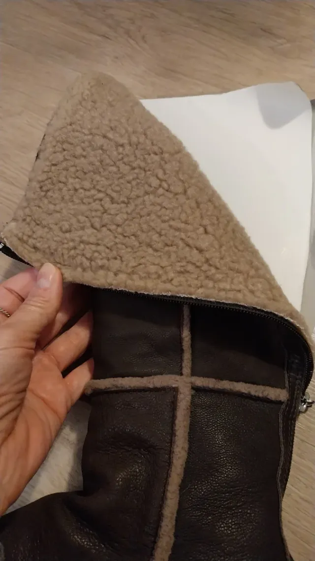 Botas de piel marrones