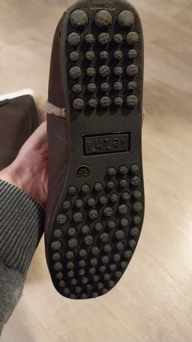 Botas de piel marrones