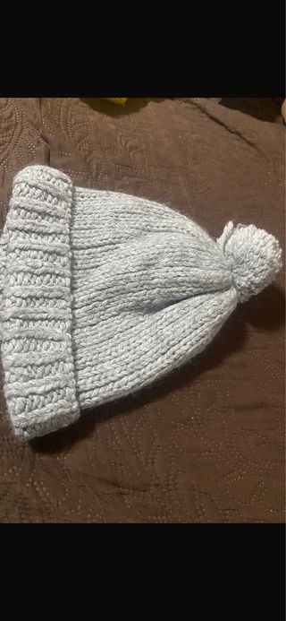 Gorro de lana azul para bebé