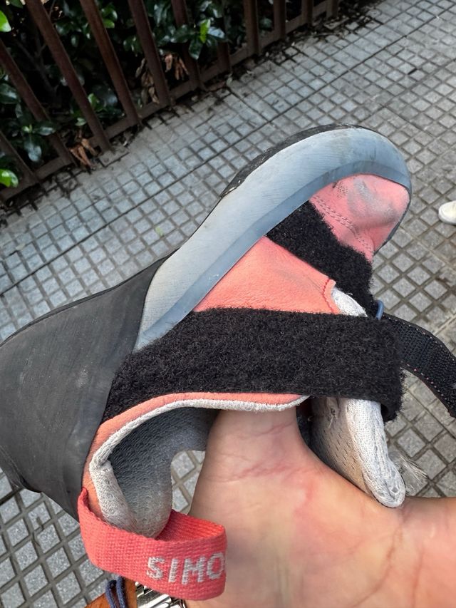 Pies de gato niño creo talla 33