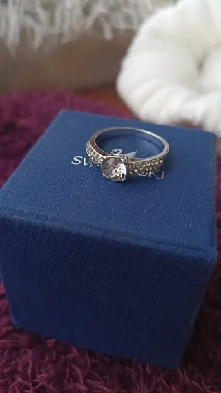 Anillo Solitario Swarovski Rosa y Plata