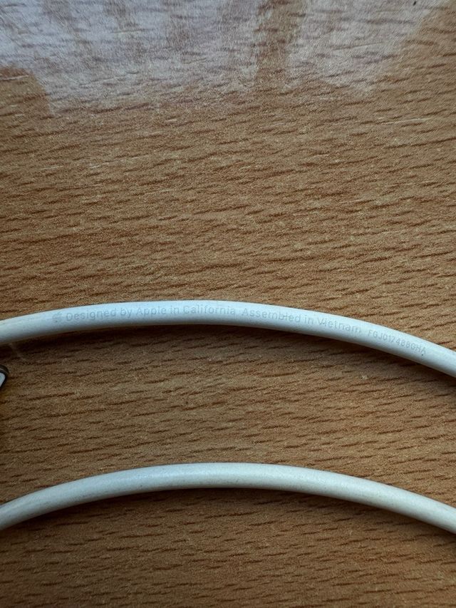 Cargador Apple Lightning 1m 20W